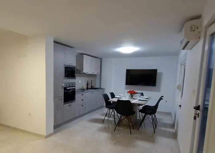 公寓 With Parking Space Bibinje, Zadar - 24451